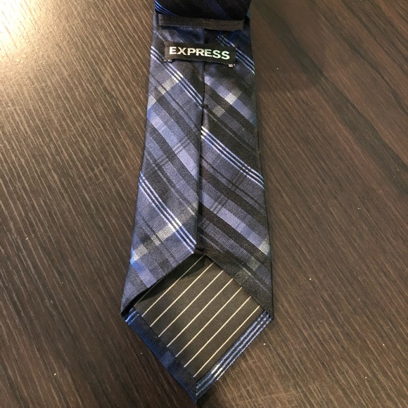 💥👔Men’s Express Tie👔💥 - Picture 2 of 2